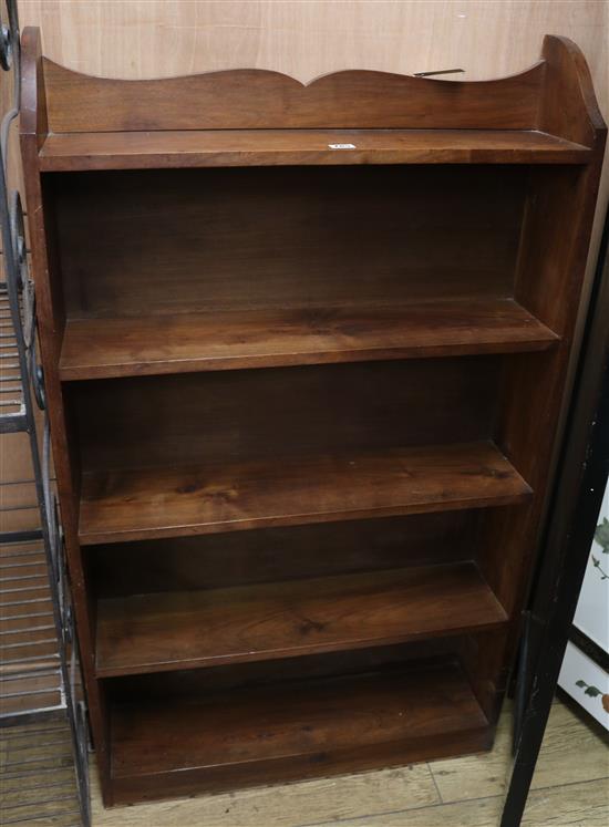 A mahogany open bookcase W.76cm